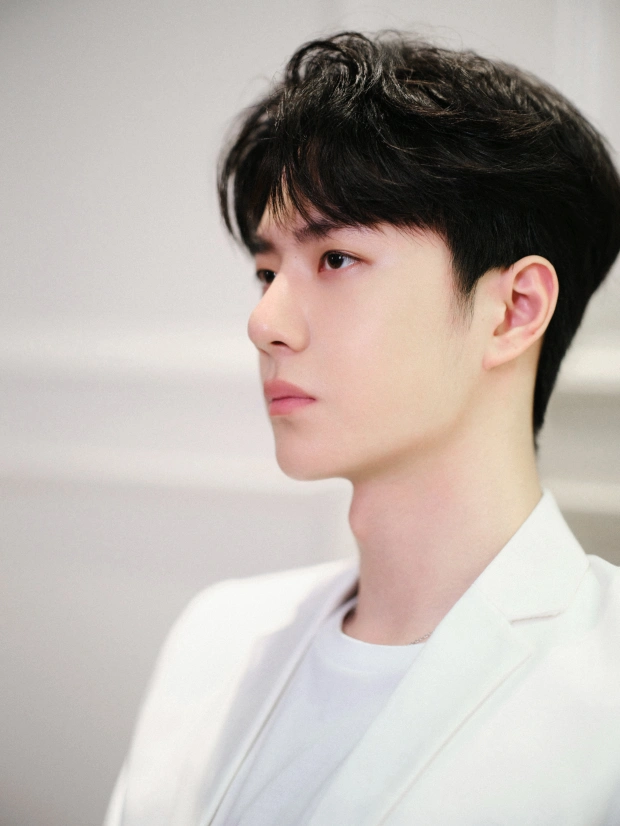  Kiểu tóc Two Block biến tấu hoặc Layer nam Hàn Quốc